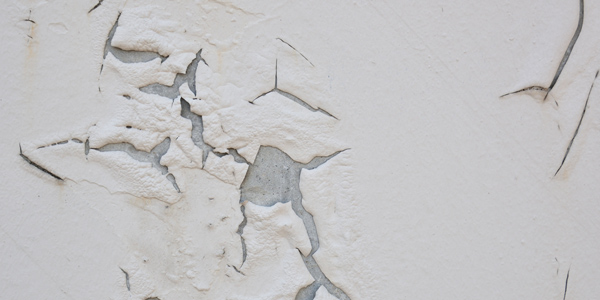 外壁や屋根のクラック(ひび割れ)